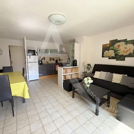 Qartier Villeroy Vue Sur Canal A Proximite Des Plages, Piscine, Bus Avec Stationnement Lejlighed *